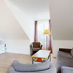 Appartementhaus Binzer Sterne 60 * Binz